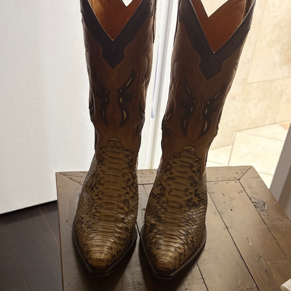 FRYE AND CO. Brown Snakeskin Heeled Boots